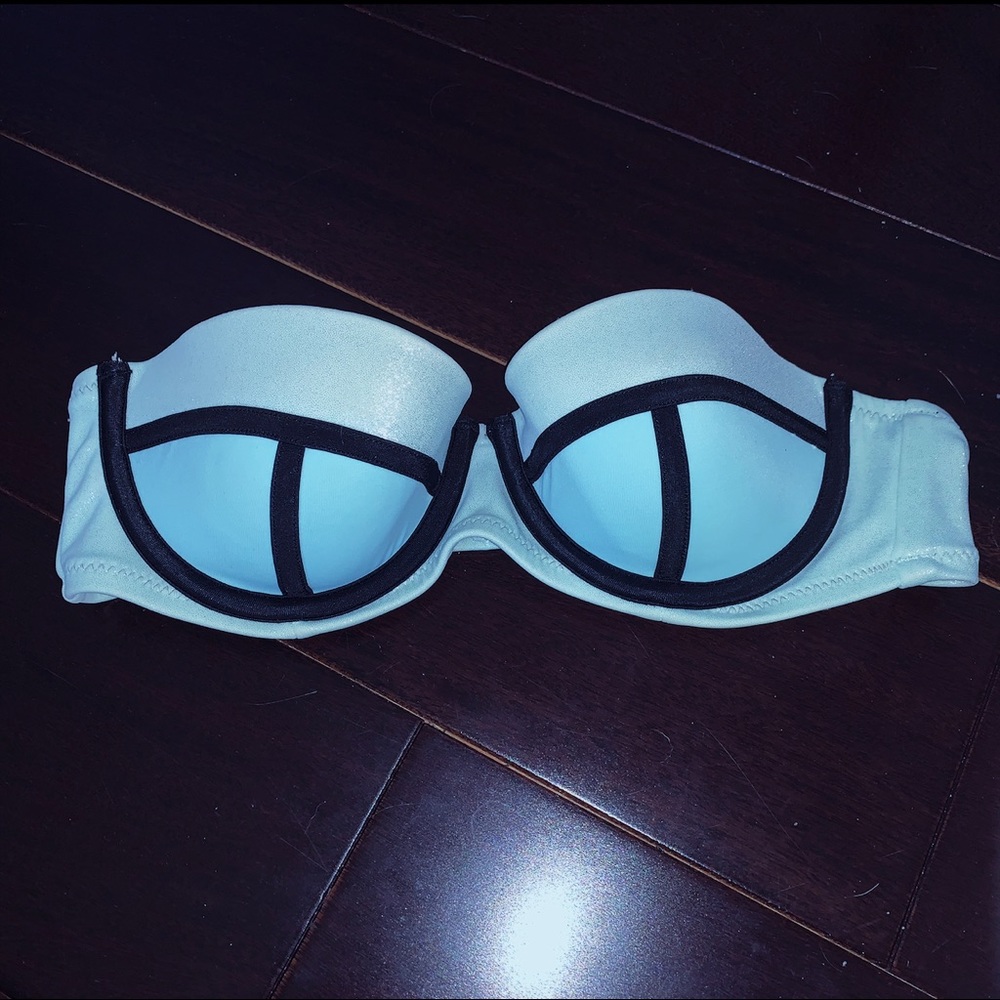 Victoria’s Secret Bathing Suit Top